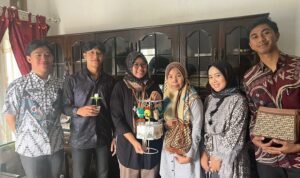 Safied Crochet Dolls, Fostering Young Adults’ Appreciation for Handmade Crafts in Malang