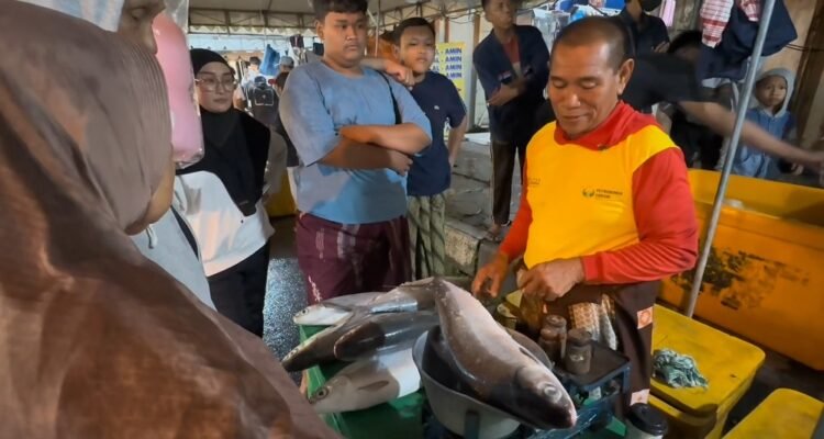 Gresik Pasar Bandeng Festival 2026: Songolikur Night Revives 15th-Century Tradition with Modern Festivities