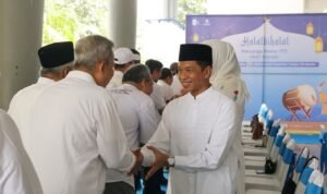 ITS Holds 1447 H Halalbihalal Gathering to Strengthen Academic Community Bonds