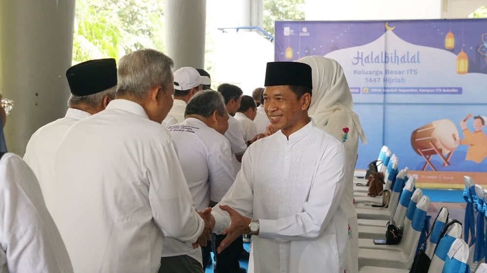 ITS Holds 1447 H Halalbihalal Gathering to Strengthen Academic Community Bonds