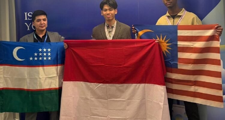 A Student of Filkom UB Create Prosthetics from Plastic Waste for People with Disabilities