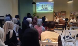 For the First Time, ICSSS Held Book Review About Memories of Violence