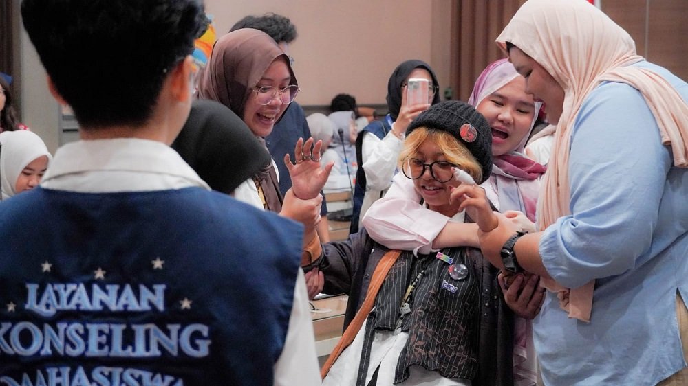 UB Enhances Peer Counselor Volunteers to Faculty Level