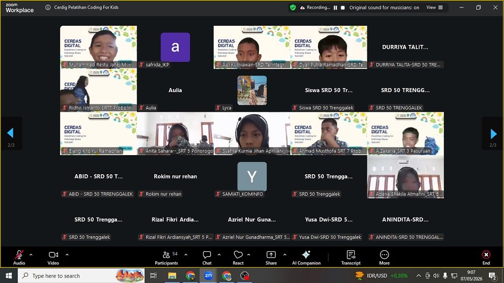 East Java's Sekolah Rakyat Students Learn Coding Through Cerdig