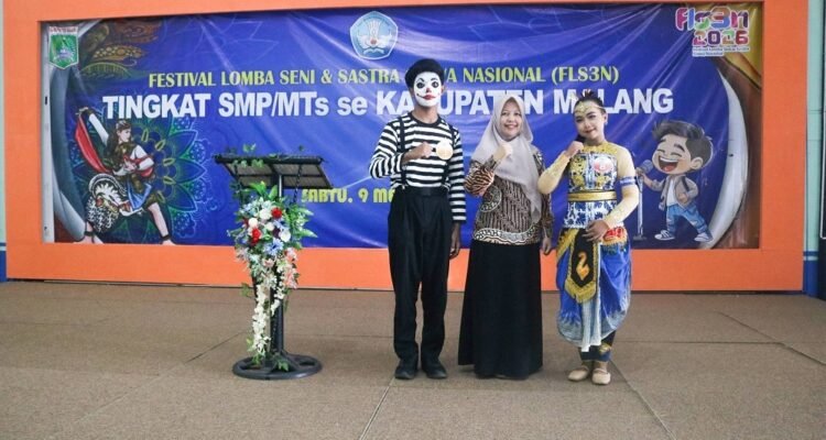 How FLS3N Malang Regency Become The Best Platform to Perform Students’ Art Talent