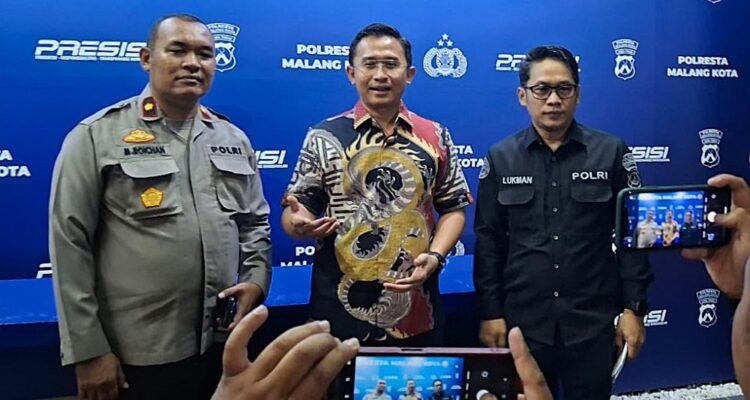 Polresta Malang Kota Detain Suspect in Tragic Incident Involving Housing Security Guard