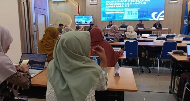 Aiming for Excellence: FSTeM UB Gears Up for New LAMSAMA Accreditation Standards