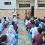 Kapolresta Malang Kota Strengthen Student Character Through School Visits Amid Rising Provocations Online