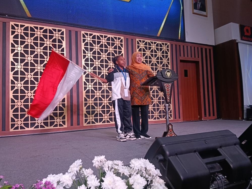 ADEM Scholarship East Java Against the Odds: Merauke Student Secures Elite ADEM Scholarship for Studies in East Java