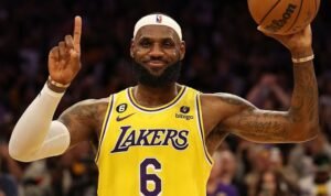 James LeBron to Leave LA Lakers; Golden State Emerging as Frontrunner