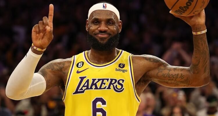 James LeBron to Leave LA Lakers; Golden State Emerging as Frontrunner