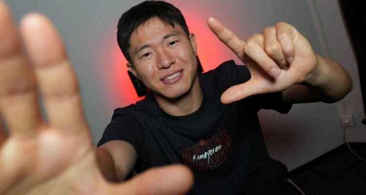 Persija sign Kwon Chang-hoon