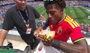 Cristiano Ronaldo Gifts IShowSpeed Rare Match-Worn “CR7 Gold Scorpion” Boots from 2026 World Cup