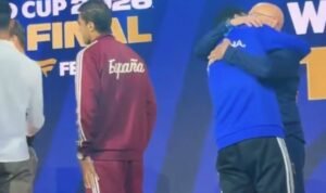 Mentor Meets Protégé: De la Fuente and Scaloni Share Warm Moment Prior to FIFA World Cup Final 2026