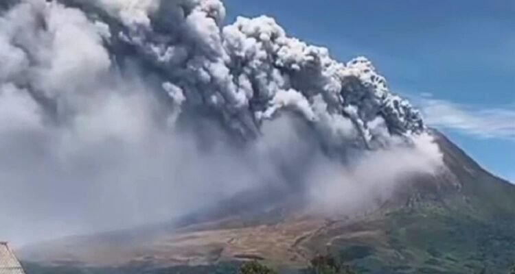 Eruption of Mount Sinabung, Sending 3,500-Meter Ash Plume Skyward in North Sumatra