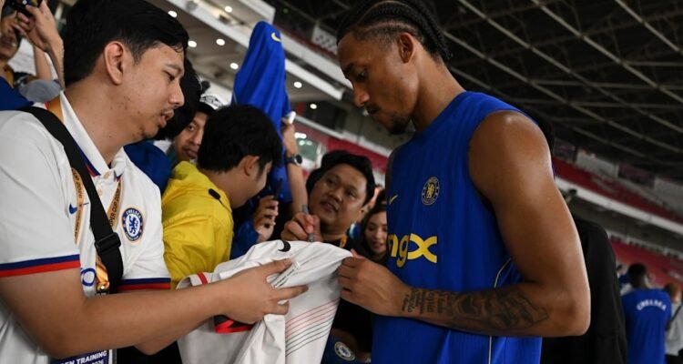 Chelsea Touch Down in Jakarta for High-Stakes AC Milan Clash