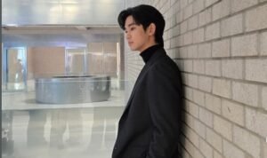 Mahakarya RCTI Appearance of Kim Soo-hyun in Upcoming RCTI Anniversary Appearance Sparks Public Backlash and Mixed Reactions