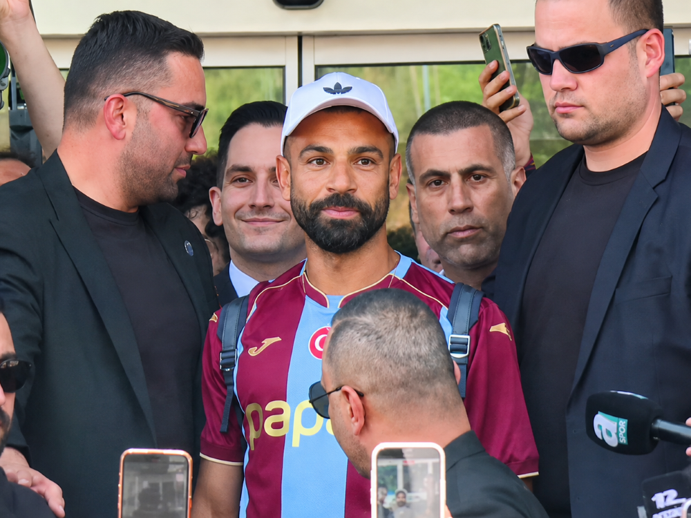 Mohamed Salah Set to Complete Trabzonspor Transfer After Heroic Welcome in Istanbul