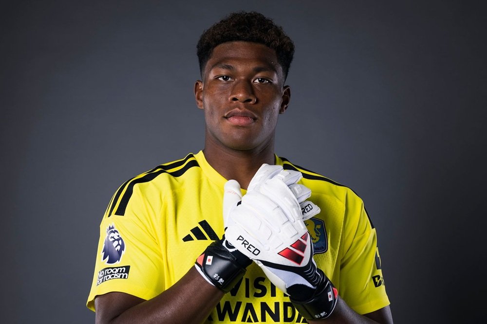 Zion Suzuki Following Zion Suzuki Historic Move to Aston Villa, He Ensures The Best Performance