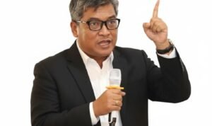 Airlangga Pribadi Kusman UNAIR Mourns Passing of FISIP Lecturer Airlangga Pribadi Kusman