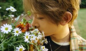 Evan Makes Solo Debut With Self-Produced Mini Album ‘Death of Me’