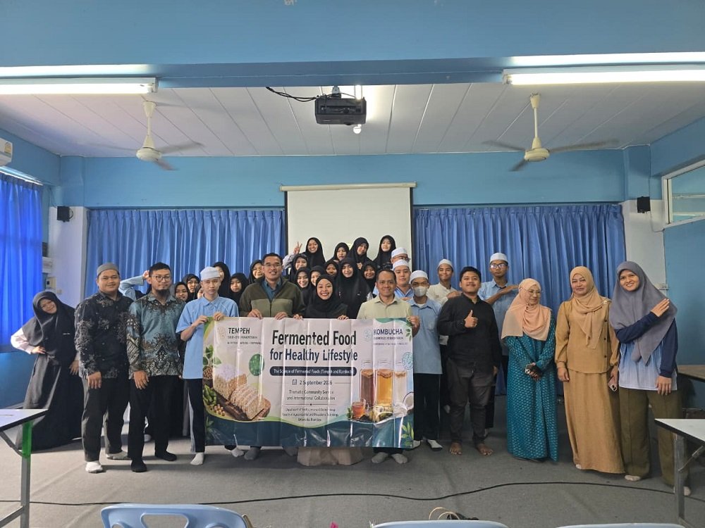 Thematic Community Service of FTAB UB in Thailand Strengthens International Cooperation through Education on Healthy Fermented Foods
