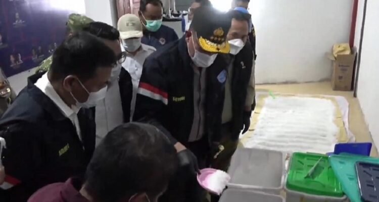 Police Uncover Major Clandestine Drug Laboratory in Aceh, Indonesia, Seizing 1.2 Tons of Crystal Meth