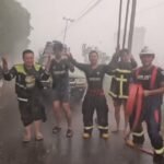Heavy Rain Brings Relief to Kalimantan Wildfire Fighters After Months of Battle