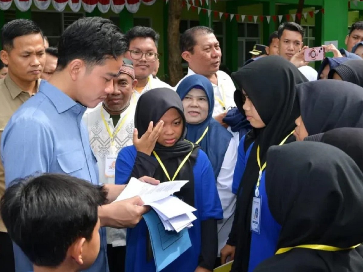 Indonesia’s Constitutional Court Rejects Bid to Annul Election of Vice President Gibran Over School Diploma