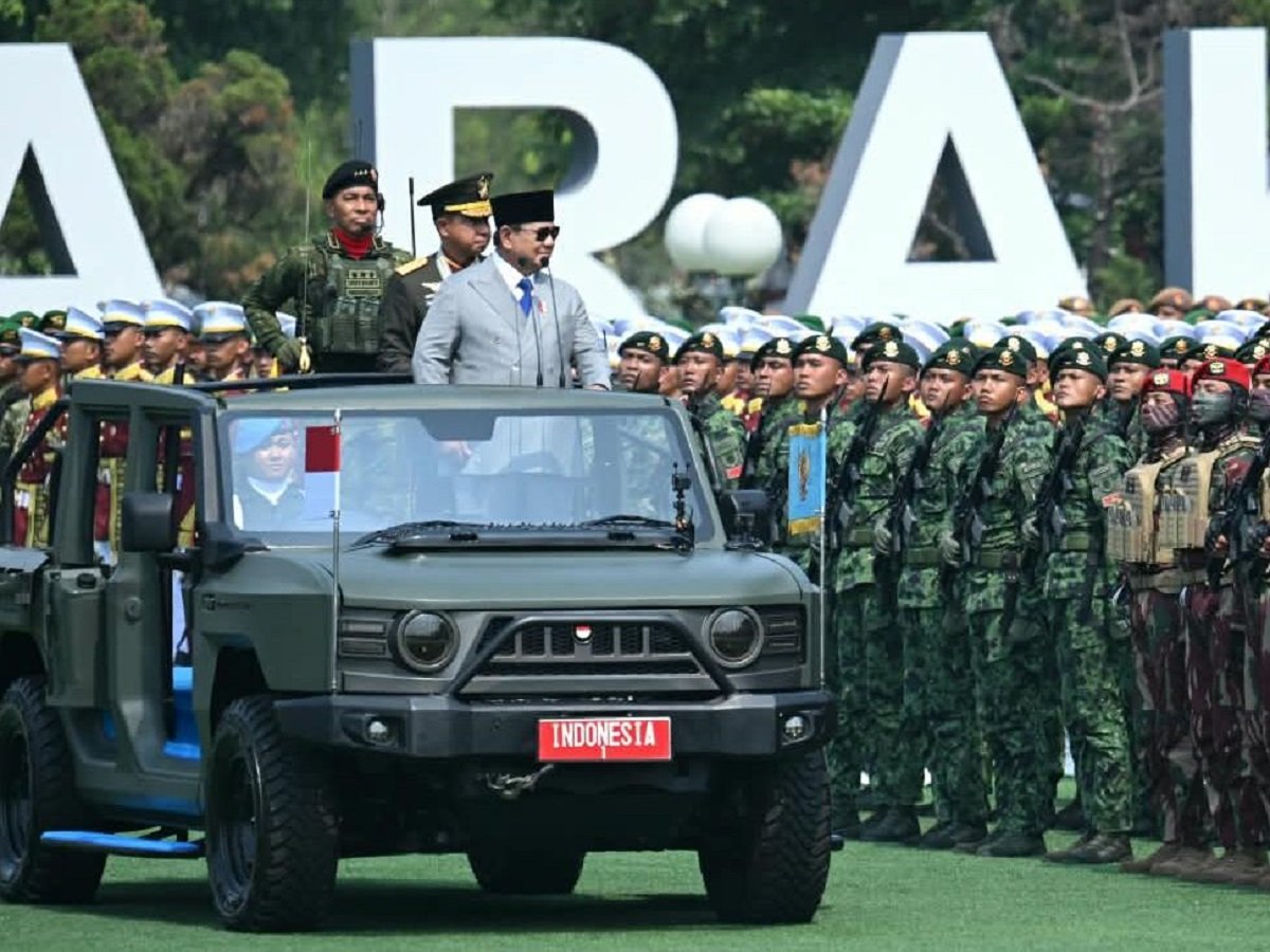 Prabowo Subianto Warns Indonesian National Armed Forces About Threats Without Physical War
