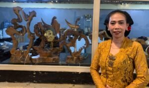 Youth Batik Preservation Youth Batik Preservation: Transforming Heritage into Creative Art